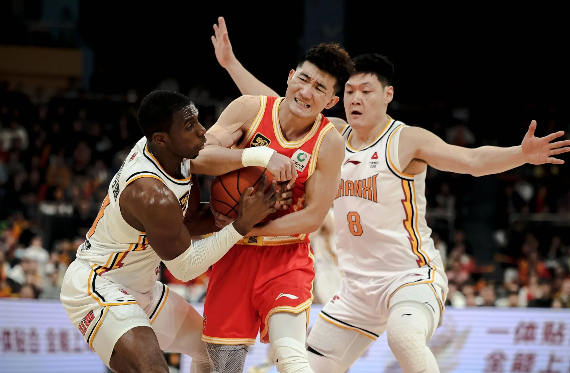 山东男篮在客场战胜了云南红河队