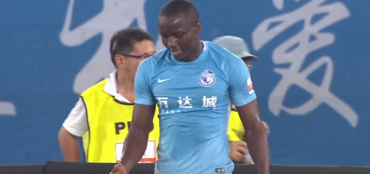 大连一方客场不敌广州富力，遗憾失利的简单介绍