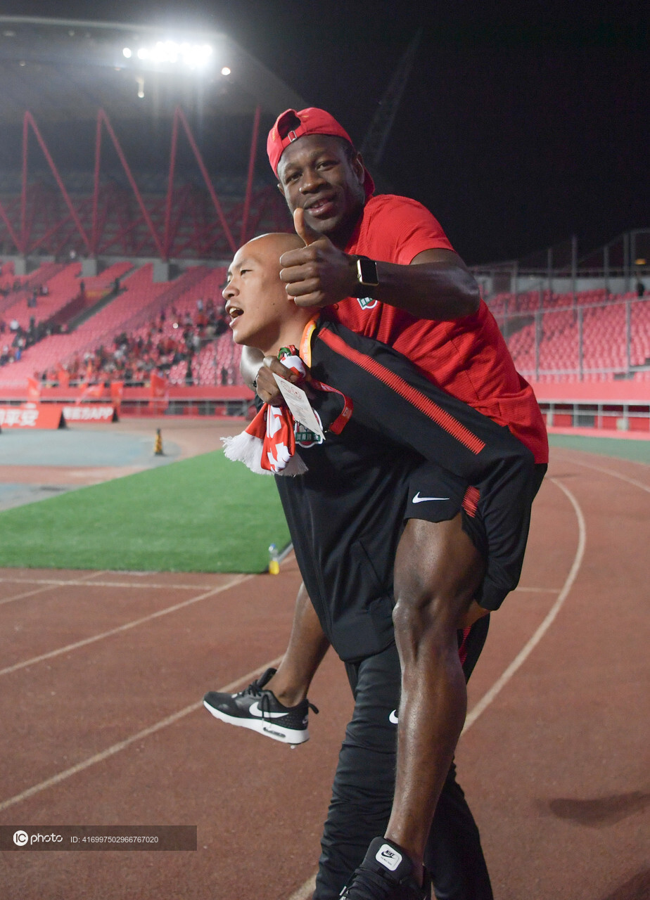 关于华夏联赛最新情报曝光，球员们拼尽全力追逐冠军的信息