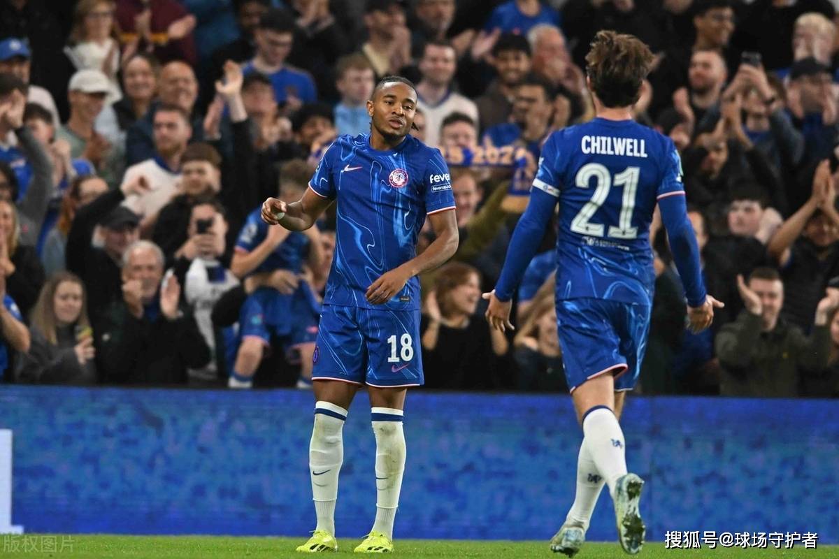 切尔西客场击败纽卡斯尔，领先优势保持