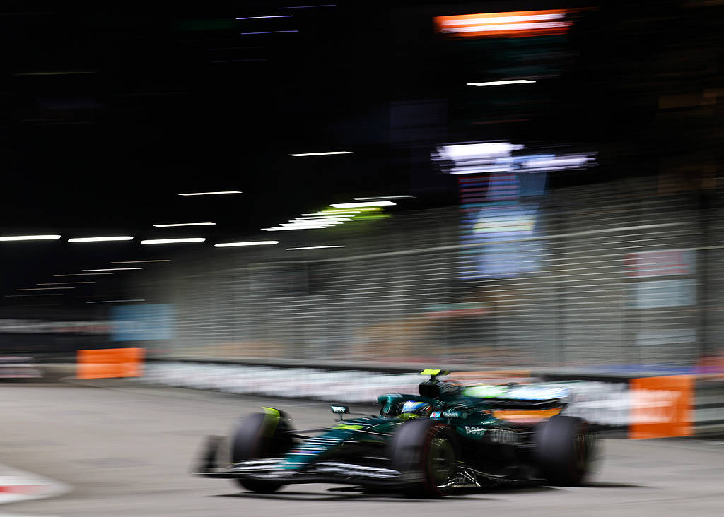 开云体育入口-包含迈凯伦横扫威廉姆斯,拉塞尔高光表现的词条