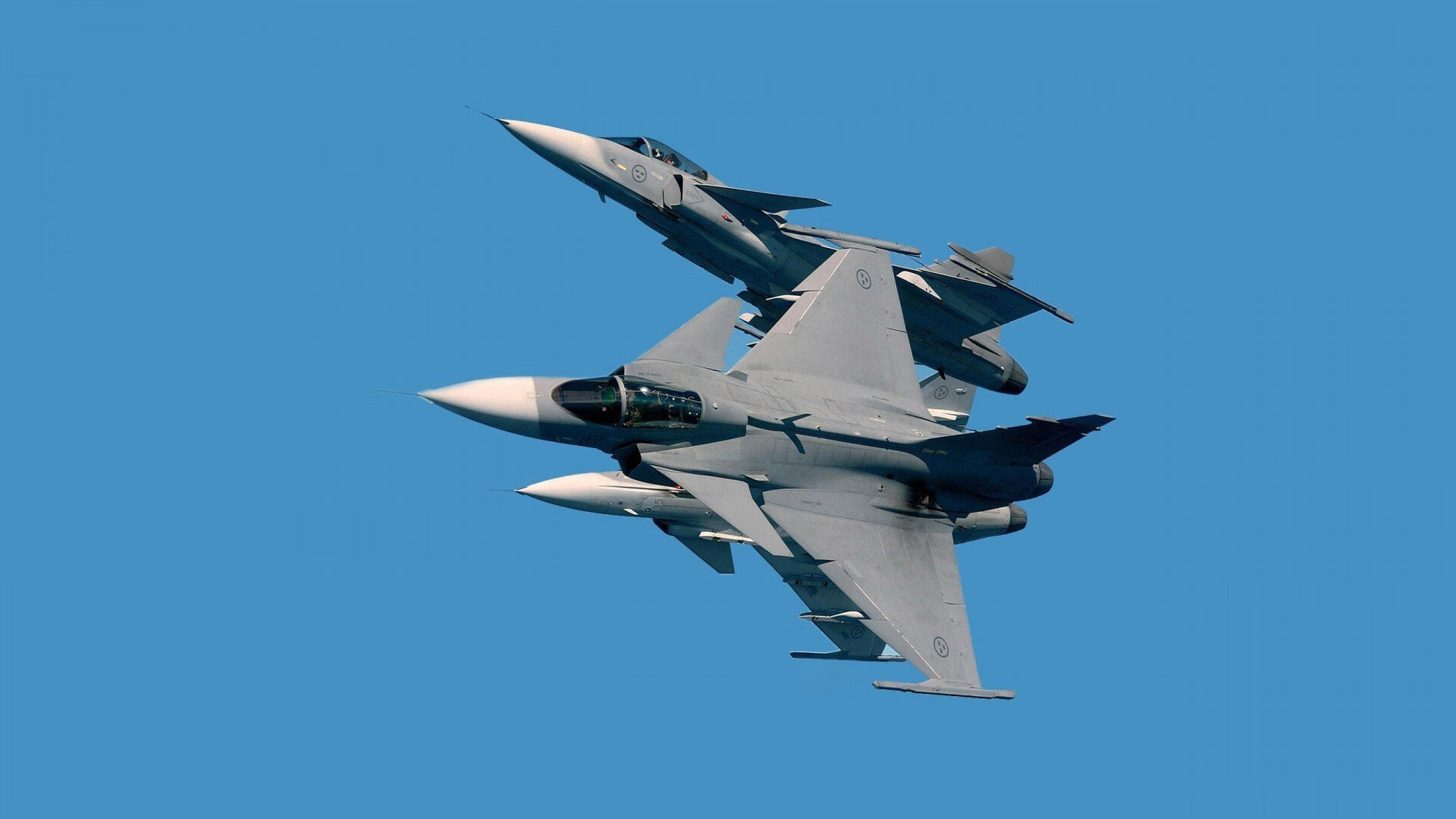 开云体育官网-当法老的镰刀遇上斗牛士的红布，足球世界的双重征服