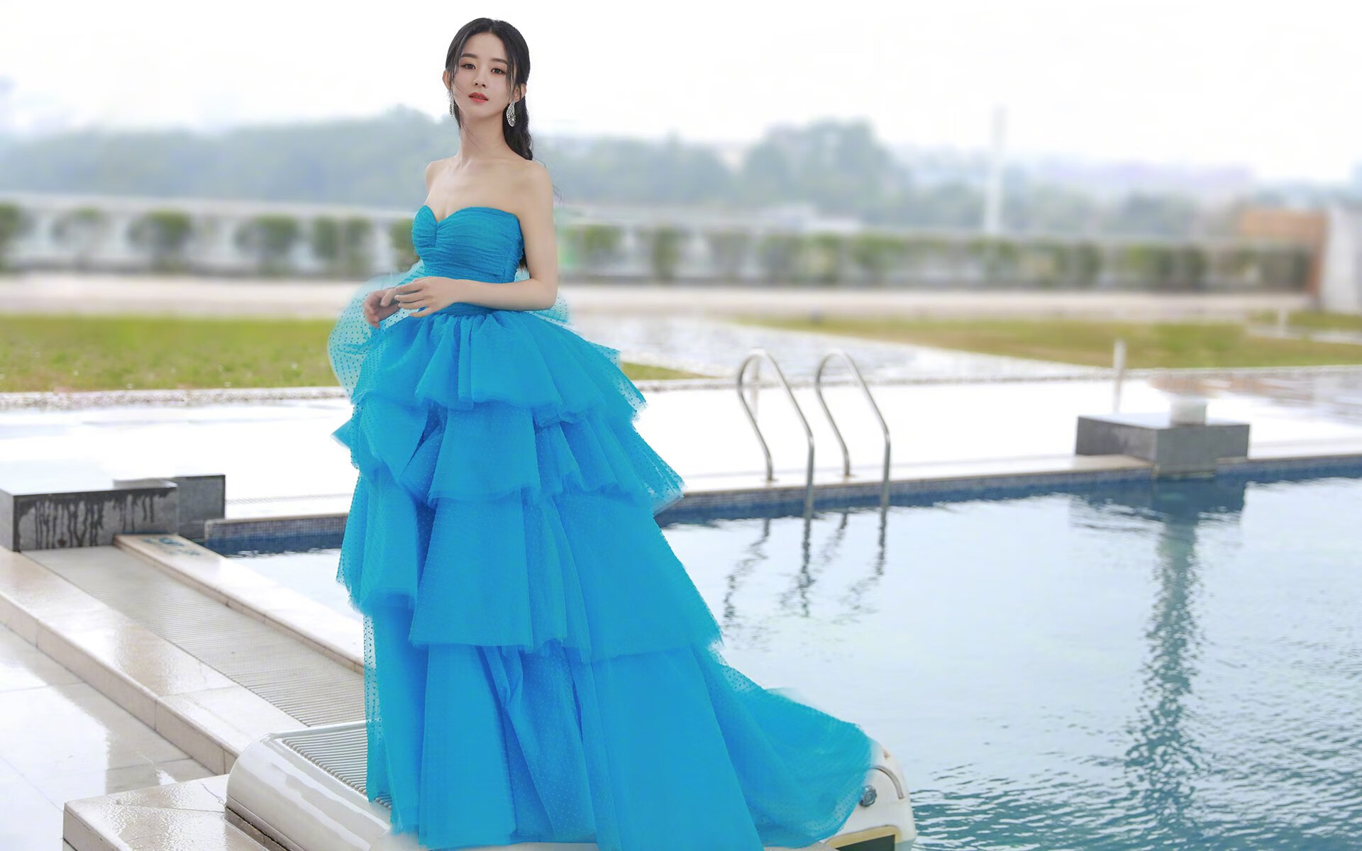 球场永动机，当坎特的不掉线哲学，遇上里昂对瑞典的碾压方程式