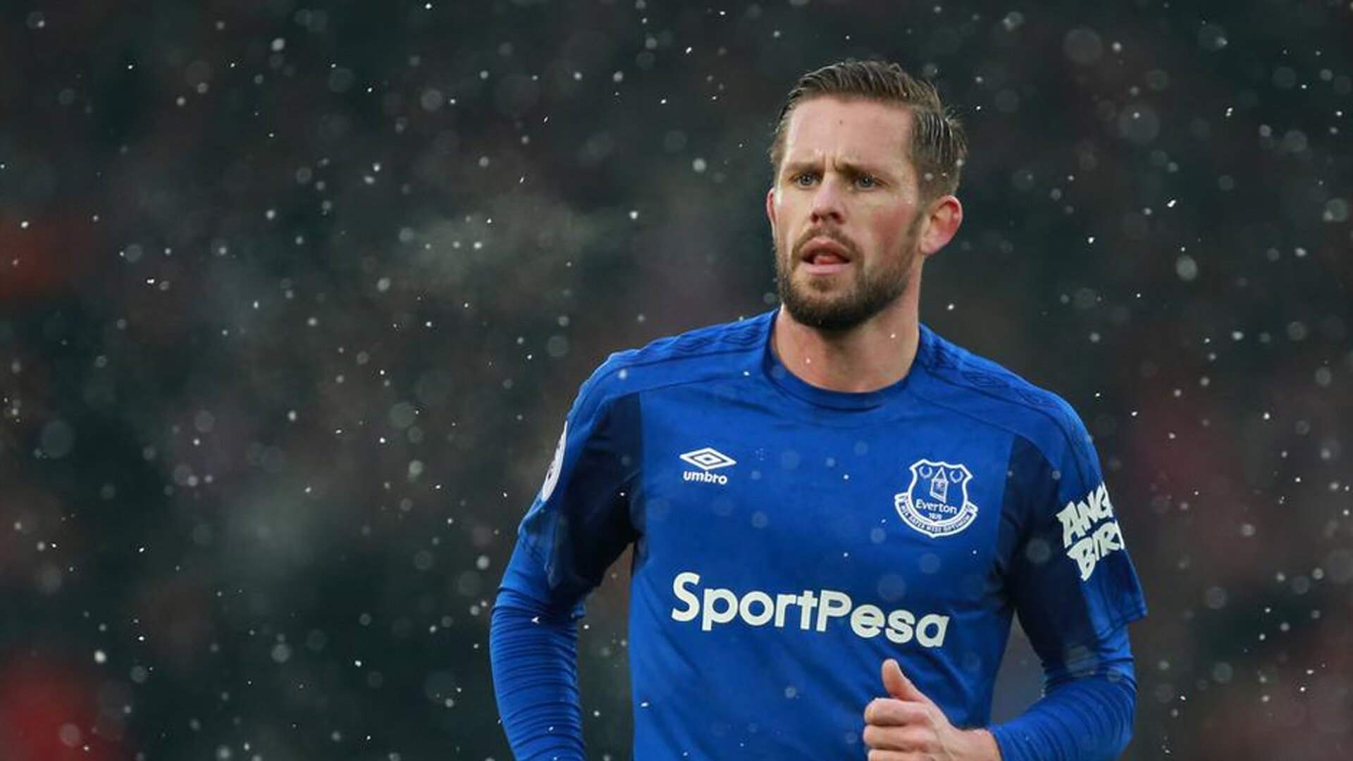 现代大卫的绝杀石，当突尼斯用一记压哨球击碎希腊神话